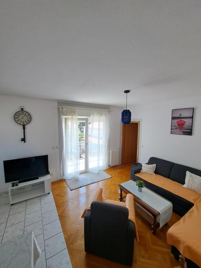 Guesthouse Varnica Kaštel Lukšić Exteriör bild