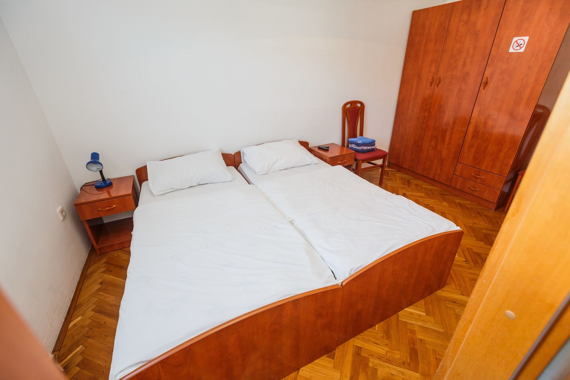 Guesthouse Varnica Kaštel Lukšić Exteriör bild